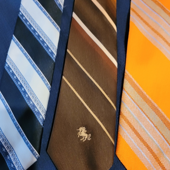 Vintage Ties - Picture 13 of 14